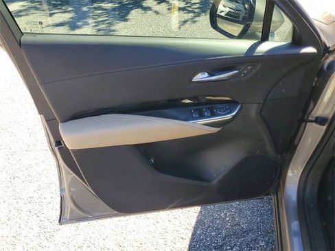 Used 2024 Cadillac XT4 Luxury image 10