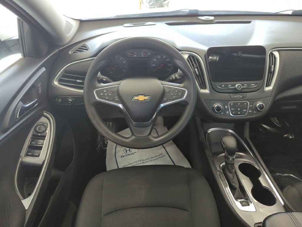 Used 2023 Chevrolet Malibu LT w/ Driver Confidence Package FWD image 15