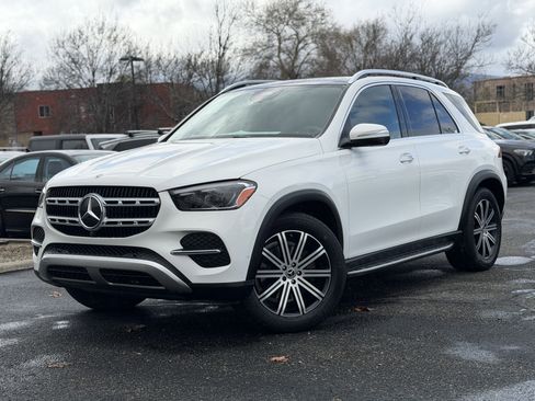 Used 2024 Mercedes-Benz GLE 350 4MATIC image 2