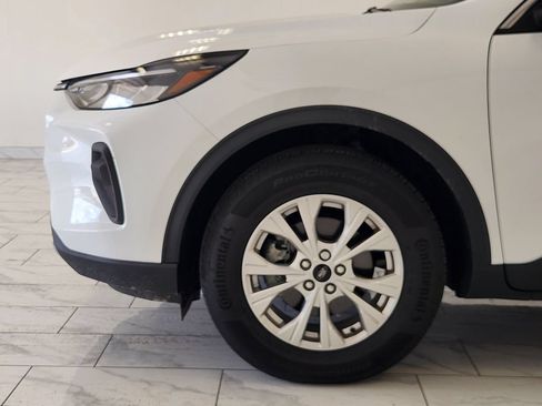Used 2024 Ford Escape Active AWD/4WD image 8