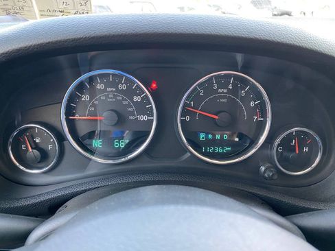 Used 2017 Jeep Wrangler Unlimited Sport w/ Quick Order Package 24S AWD/4WD image 13