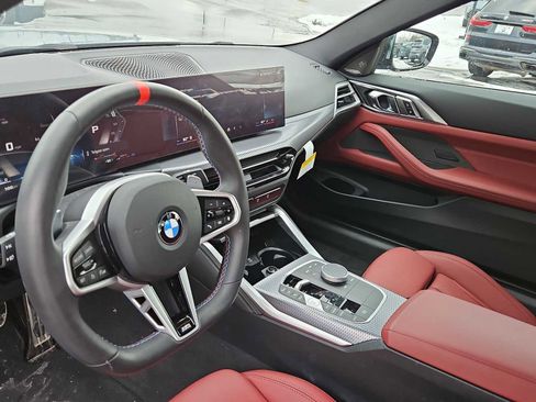 Certified 2026 BMW 440i xDrive Coupe w/ Parking Assistance Package image 10