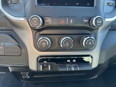 Used 2024 RAM 2500 Big Horn image 21