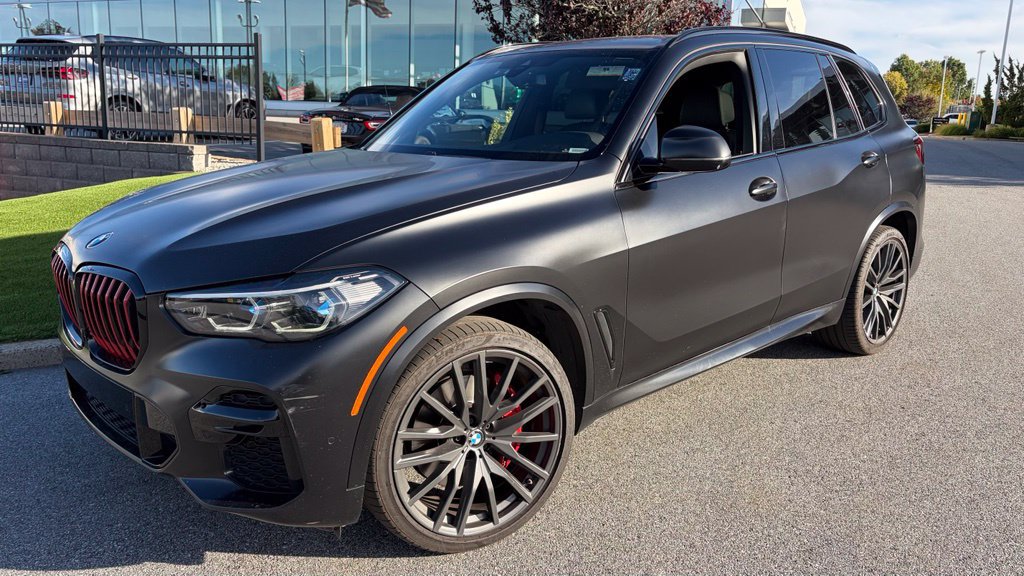 Certified 2022 BMW X5 xDrive40i AWD/4WD image 1