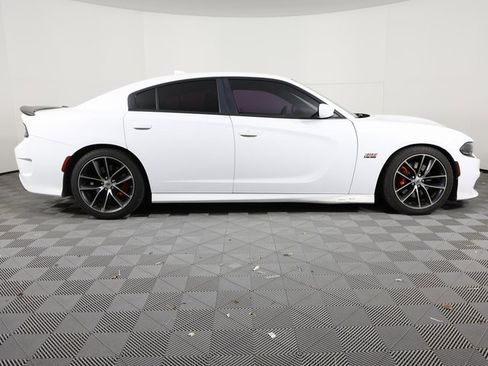 Used 2018 Dodge Charger R/T Scat Pack image 5