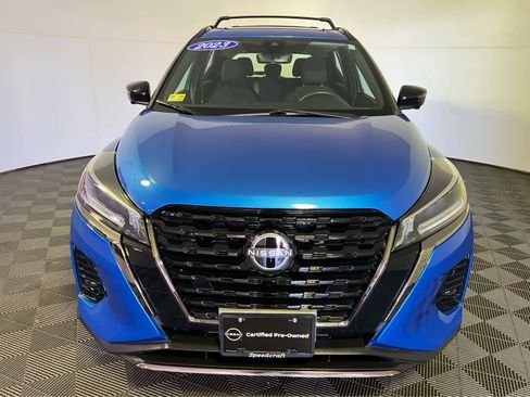 Used 2023 Nissan Kicks SR w/ Interior Electronics Package FWD image 2