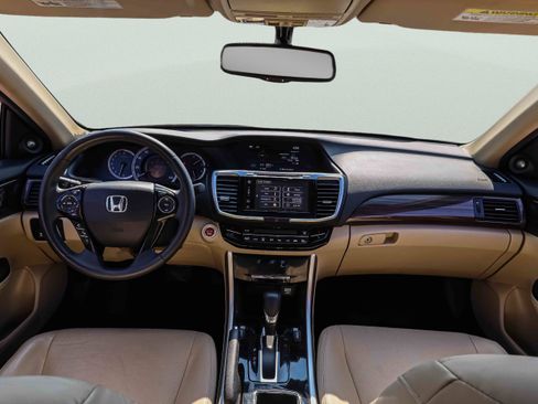 Used 2017 Honda Accord EX-L image 20