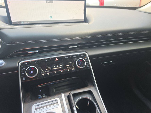 Used 2024 Genesis GV80 3.5T w/ Prestige Package AWD/4WD image 13