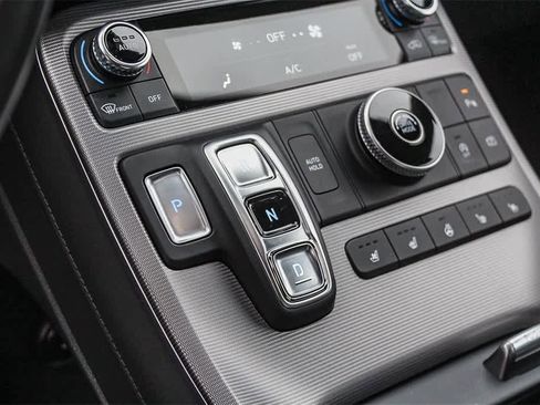 Used 2023 Hyundai Palisade Calligraphy image 24