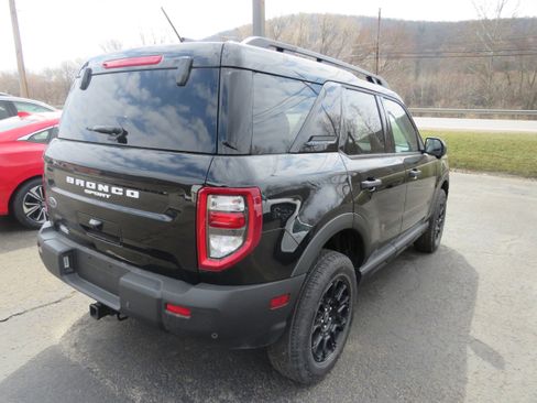 Used 2025 Ford Bronco Sport Badlands image 6