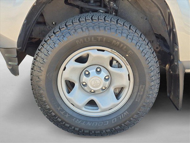 Used 2022 Toyota Tacoma SR AWD/4WD image 23