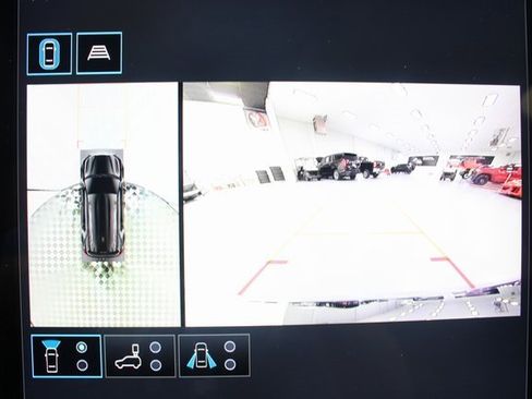 New 2026 GMC Terrain Elevation w/ Elevation Premium Package image 4