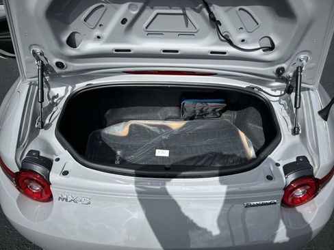 New 2025 MAZDA MX-5 Miata Grand Touring image 9