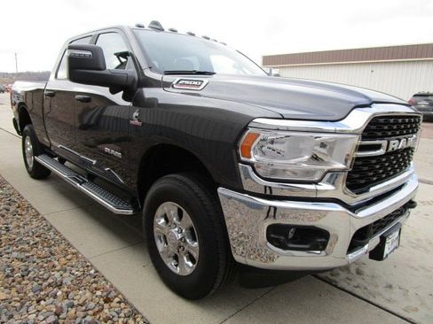 New 2024 RAM 2500 Big Horn w/ Towing Technology Group image 3
