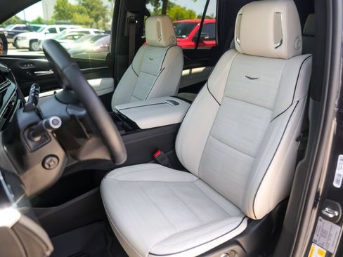 Certified 2023 Cadillac Escalade Sport w/ LPO, ONYX Package RWD image 7