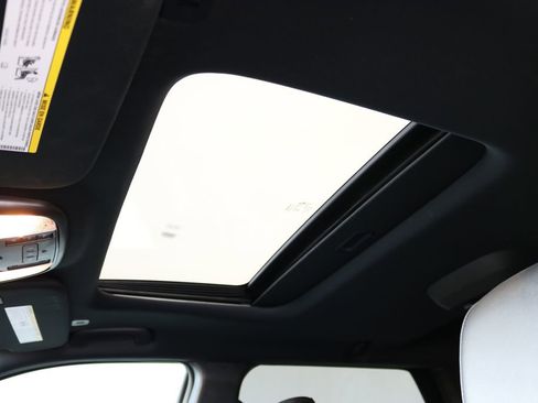 Used 2024 Dodge Durango R/T image 17