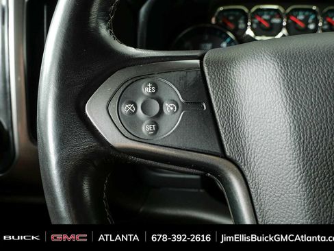 Used 2018 Chevrolet Silverado 1500 LT w/ All Star Edition RWD image 10