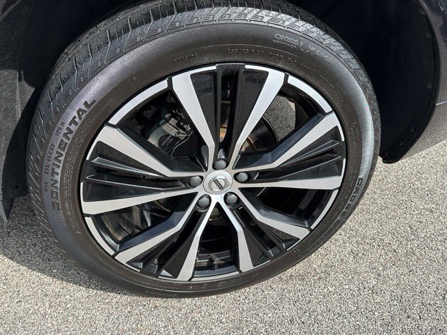 Used 2024 Volvo XC60 B5 Plus w/ Protection Package Premier AWD/4WD image 8