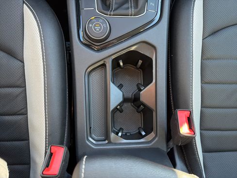 Certified 2025 Volkswagen Taos SEL image 27