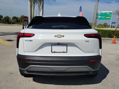 Used 2025 Chevrolet Blazer EV LT AWD/4WD image 6
