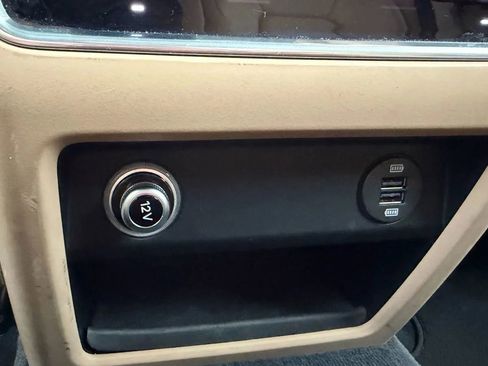 Used 2019 Porsche Cayenne S w/ Premium Plus Package image 25