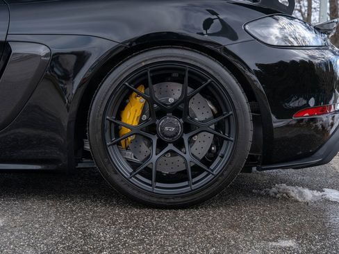 Certified 2025 Porsche 718 Cayman GT4 RS w/ Weissach Package image 12