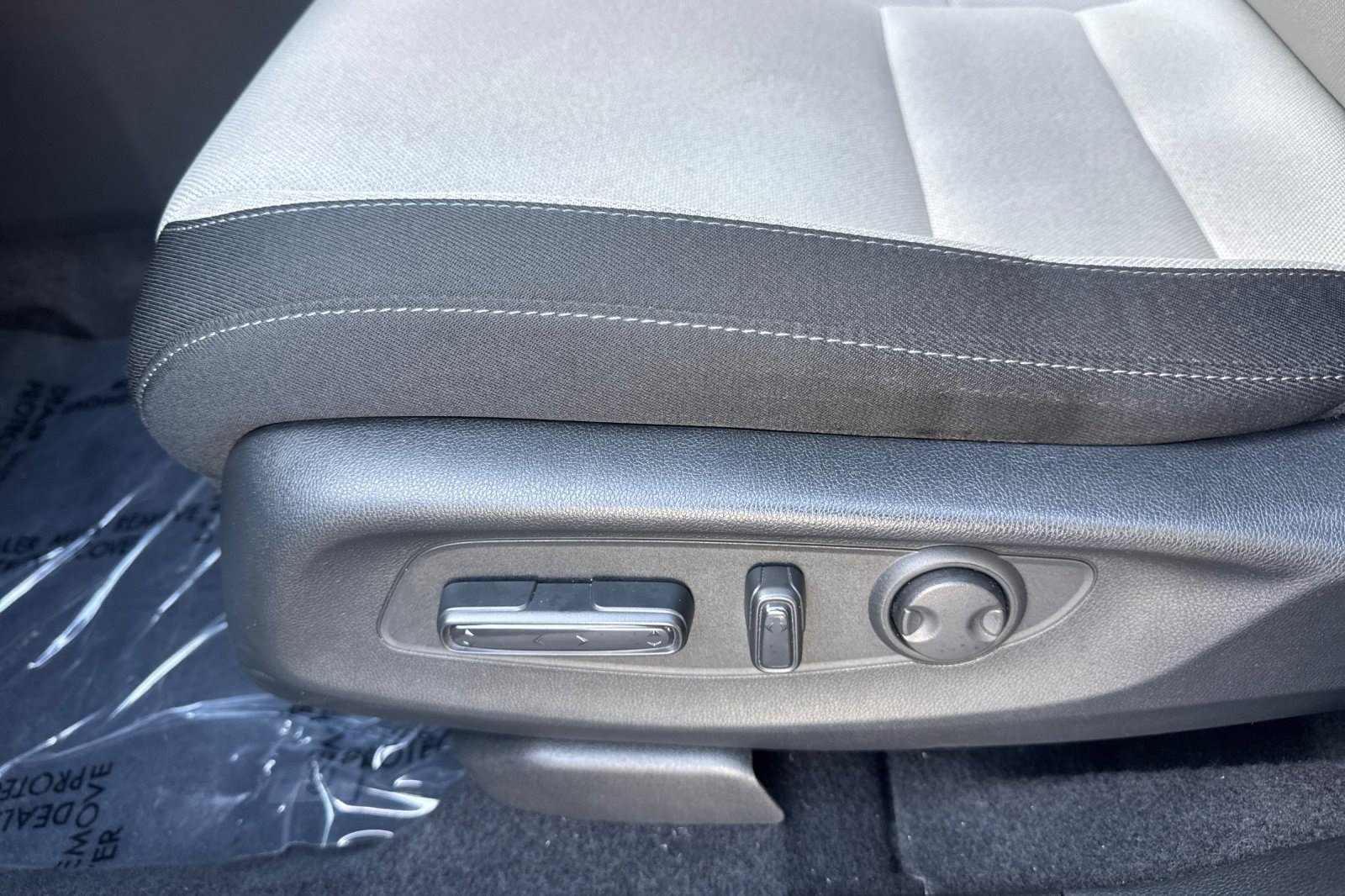 Used 2025 Honda CR-V EX image 15