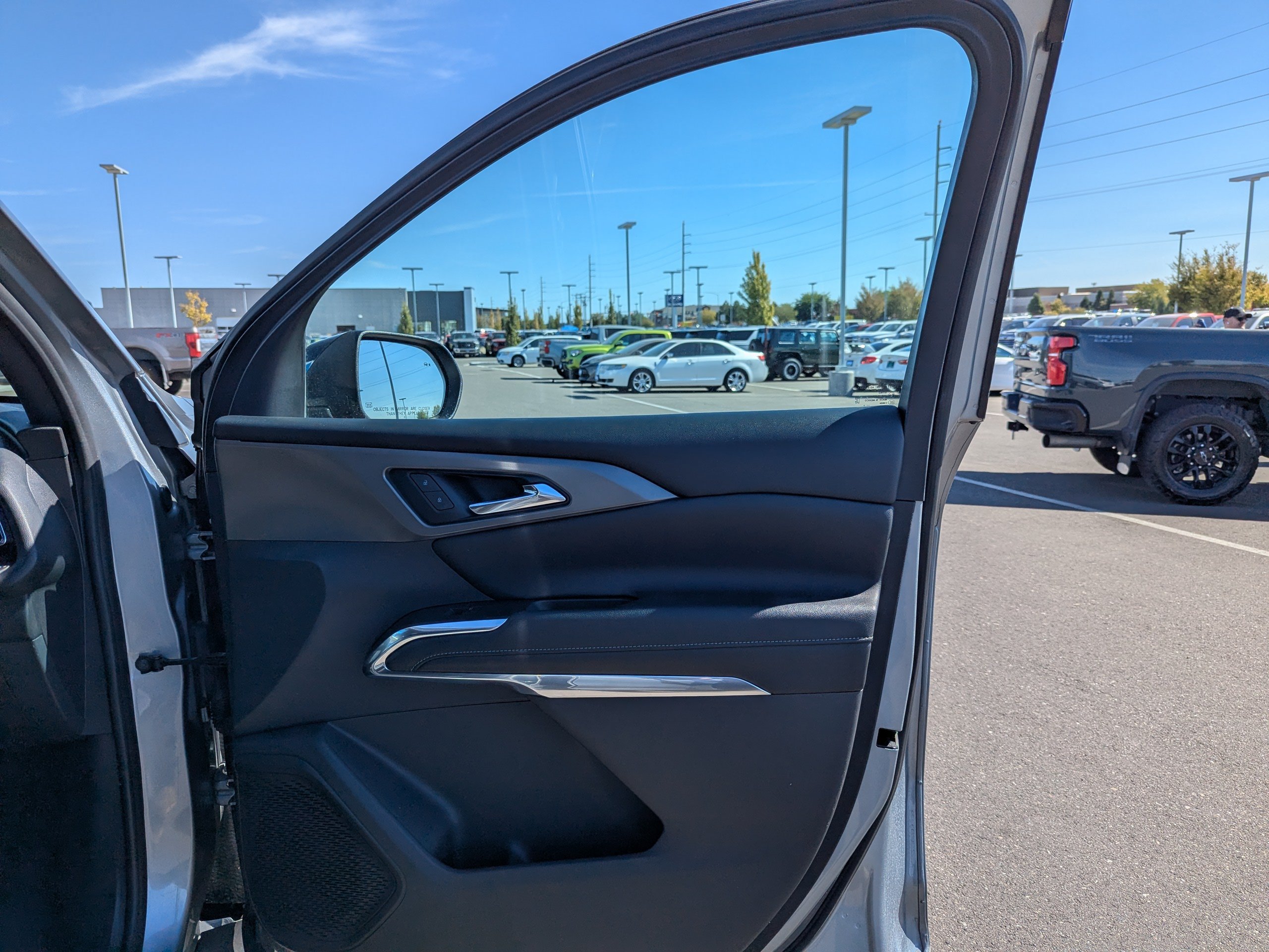 Certified 2024 Chevrolet Traverse LT FWD image 45