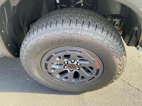 New 2025 Nissan Frontier PRO-4X w/ Pro Convenience Package image 9