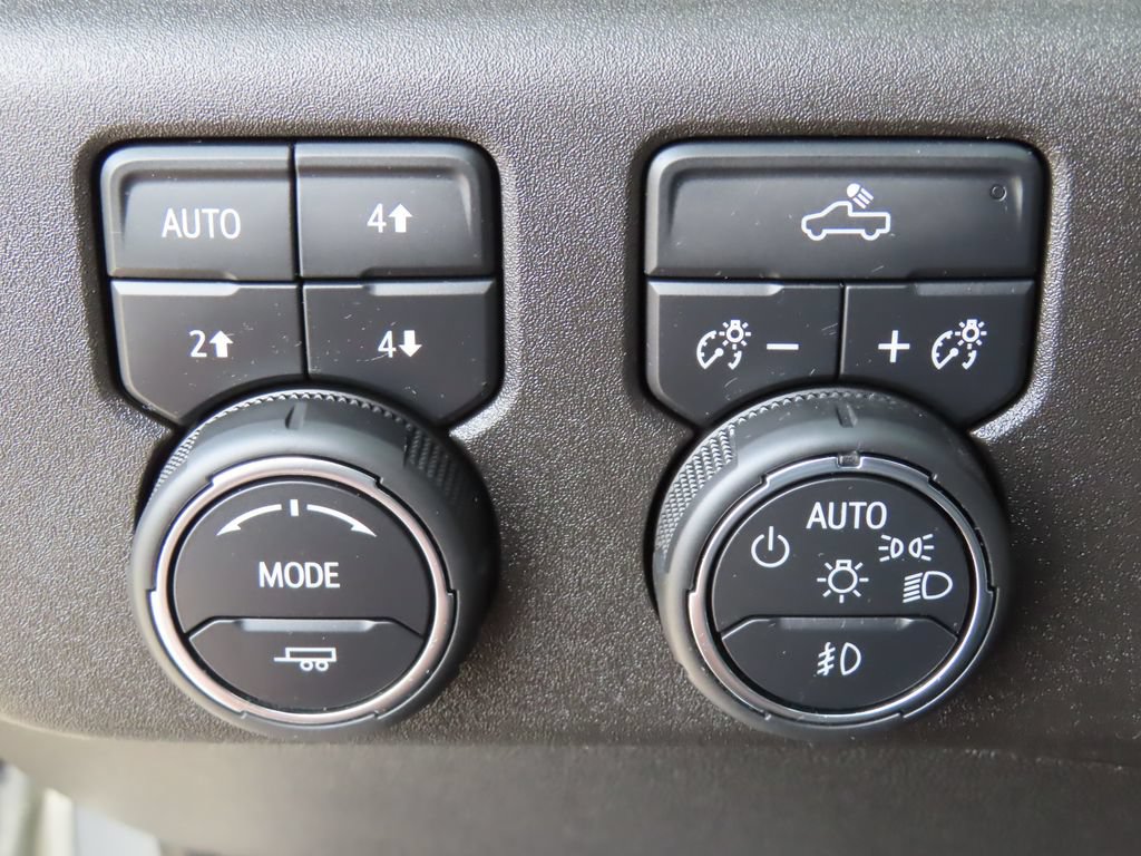 Certified 2023 Chevrolet Silverado 1500 RST AWD/4WD image 14