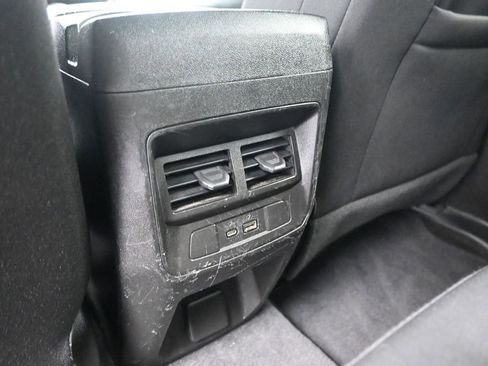 Used 2024 GMC Canyon Elevation w/ Convenience Package image 20