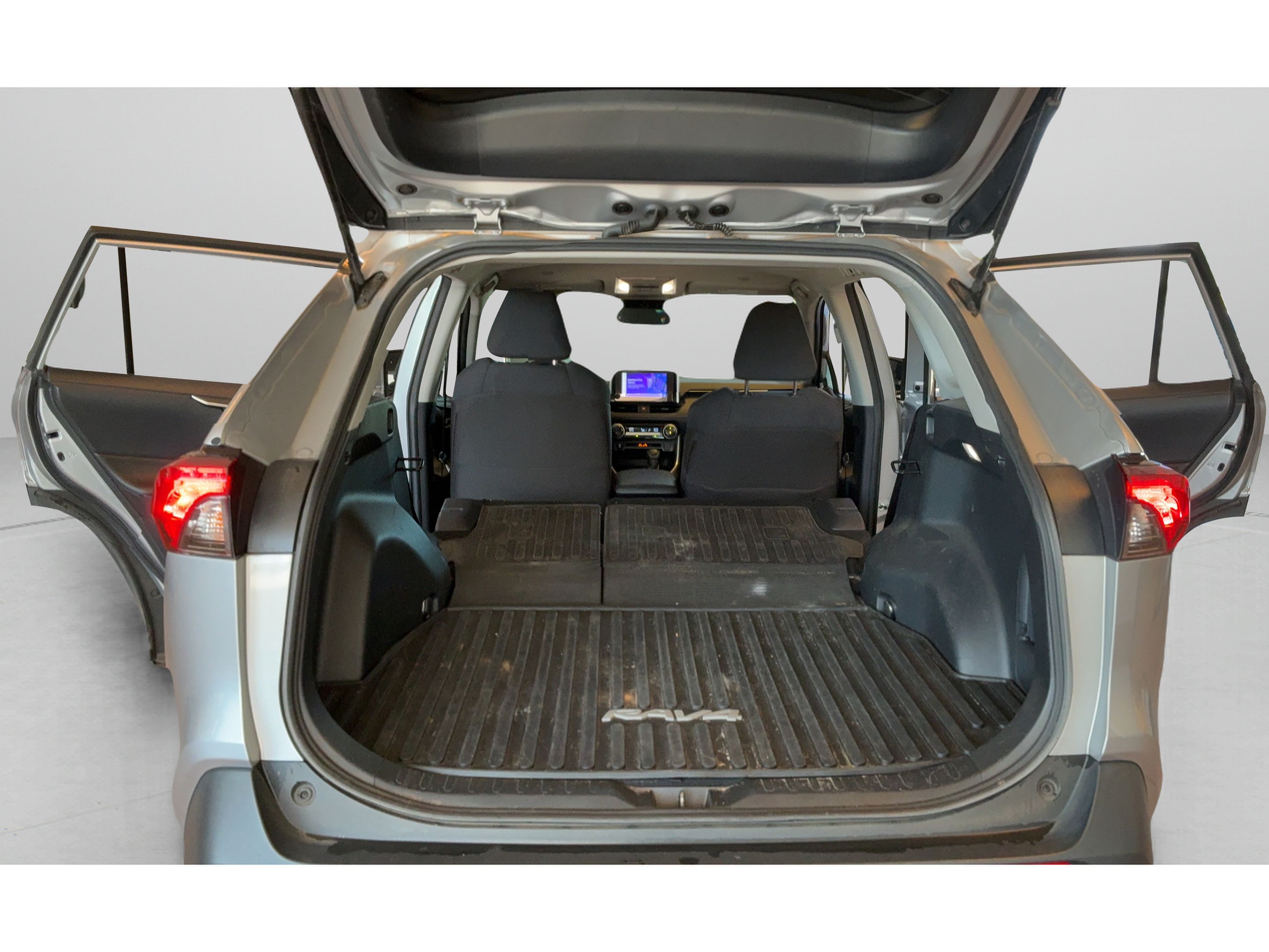 Certified 2024 Toyota RAV4 LE AWD/4WD image 30