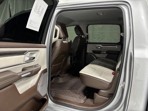 Used 2025 RAM 1500 Laramie AWD/4WD image 42