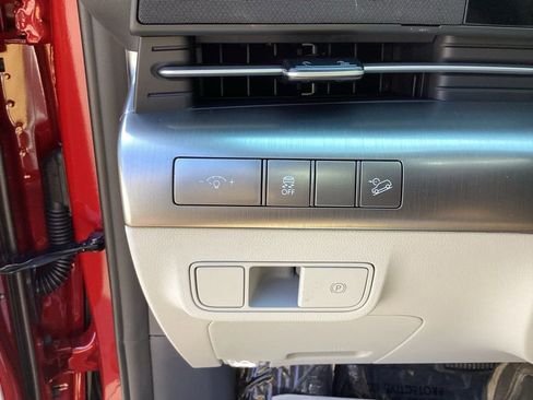 New 2025 Hyundai Kona SEL AWD/4WD image 32