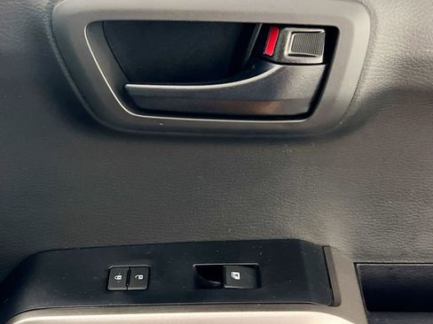 Used 2023 Toyota Tacoma SR5 w/ Technology Package image 32