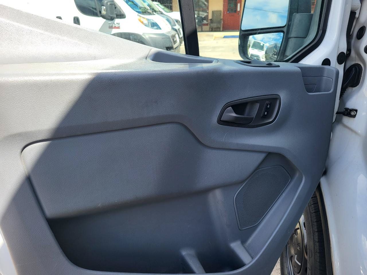 Used 2016 Ford Transit 150 148 Medium Roof RWD image 30