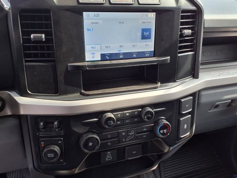 Used 2023 Ford F550 4x4 Regular Cab Super Duty image 25