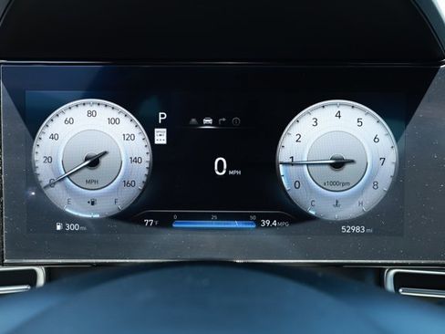 Used 2024 Hyundai Elantra SEL FWD image 9