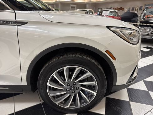 Certified 2023 Lincoln Corsair Reserve image 27