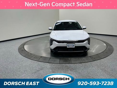 New 2026 Kia K4 EX image 2