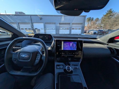 Used 2024 Subaru Solterra Premium image 22