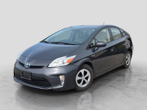 Used 2013 Toyota Prius Four FWD image 1