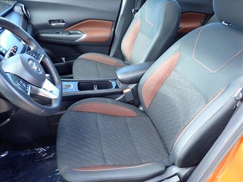 Used 2021 Nissan Kicks SR FWD image 11