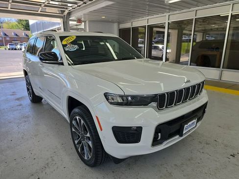 Used 2023 Jeep Grand Cherokee L Overland AWD/4WD image 7