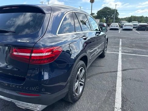 Used 2019 Mercedes-Benz GLC 300 4MATIC image 8