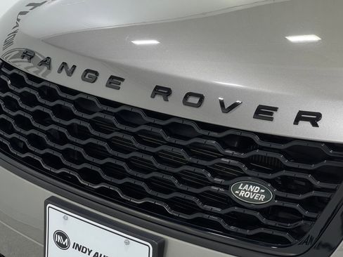 Used 2020 Land Rover Range Rover Velar R-Dynamic S image 38
