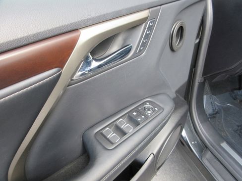 Used 2022 Lexus RX 450h AWD w/ Premium Package image 29