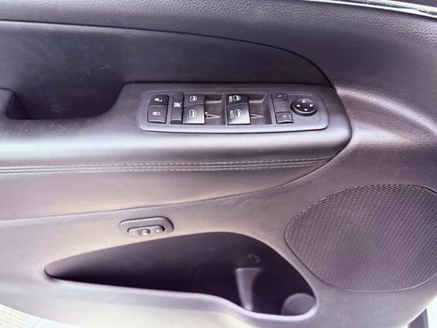 Used 2019 Jeep Grand Cherokee Limited w/ Luxury Group II image 21