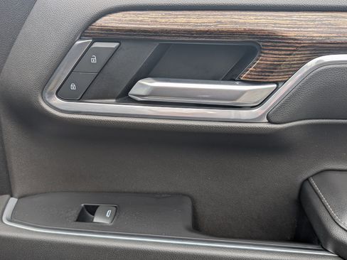 Used 2022 GMC Sierra 1500 Elevation image 21