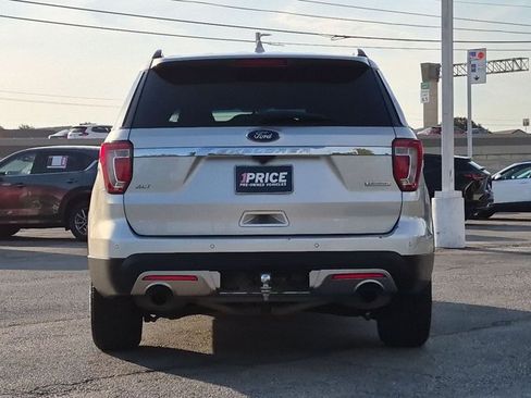 Used 2017 Ford Explorer XLT w/ Equipment Group 201A FWD image 7